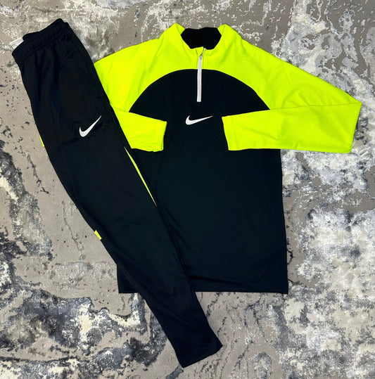 NIKE - DRI FIT ACADEMY TRACKSUIT BLACK NEON