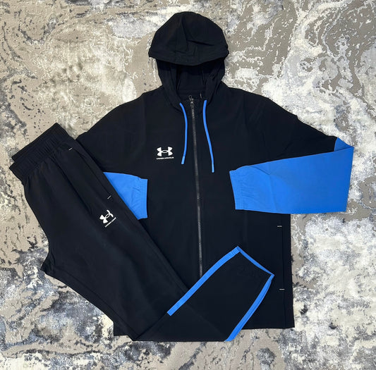 UNDER ARMOUR - CHALLENGER PRO TRACKSUIT